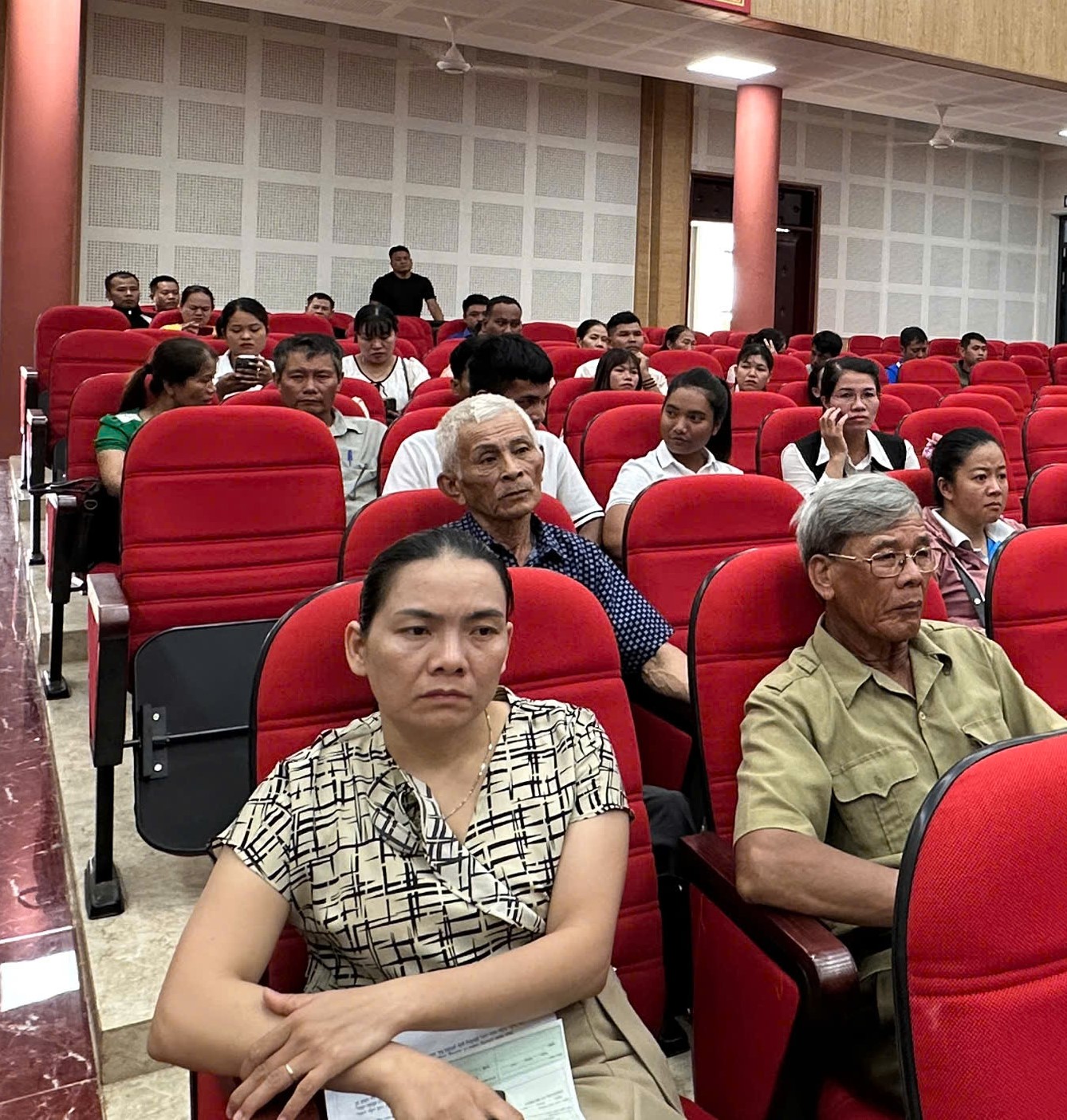 Các thành viên Tổ công nghệ số tham gia Hội nghị